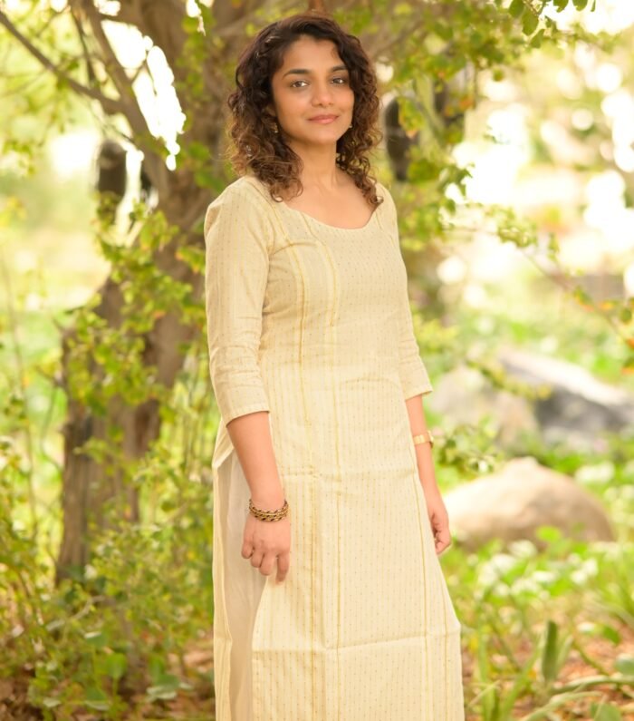 Off White Kurta with Gold Zari Butta and Stitch Lines - Image 3