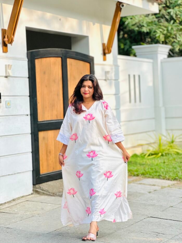 White Lotus Mul Cotton Kaftan Dress - Image 2
