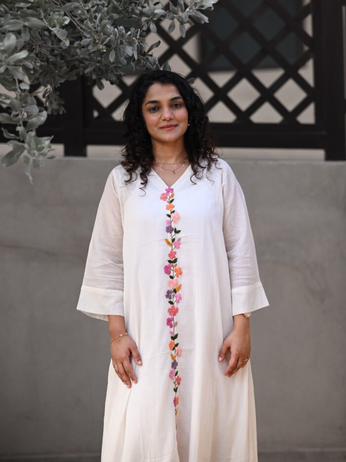 Off white Chanderi Hand-Embroidered Kaftan with Slip - Image 2