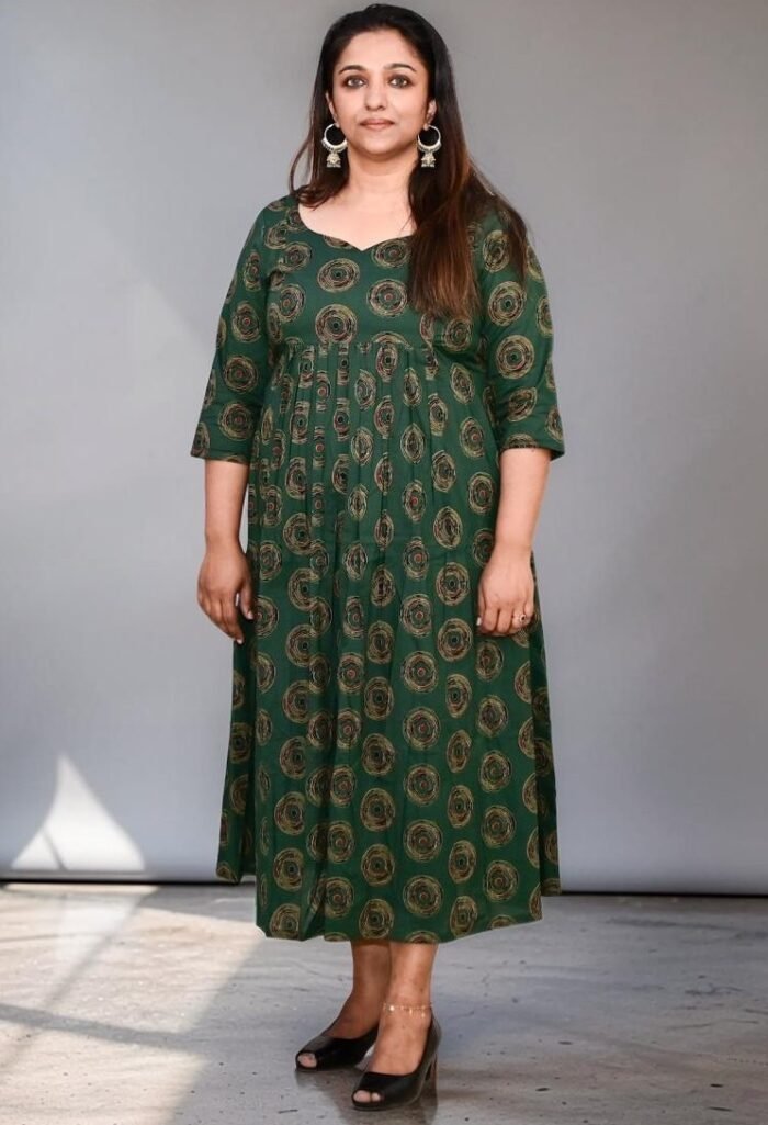 Emerald Green Cotton Midi Dress - Image 3